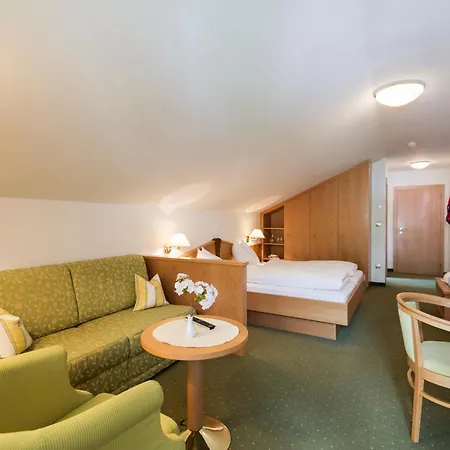 Erzherzog Johann 4*