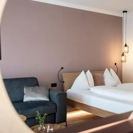 Erzherzog Johann 4*